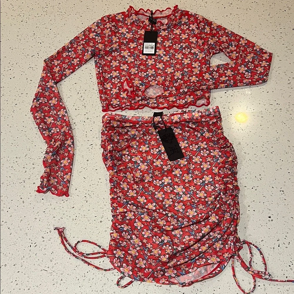Ed Hardy Red/Pink Floral two-piece - Picture 1 of 6